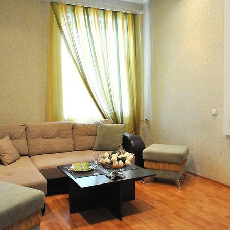 Apartment On Karbyshewa 1 Grodno Exterior foto