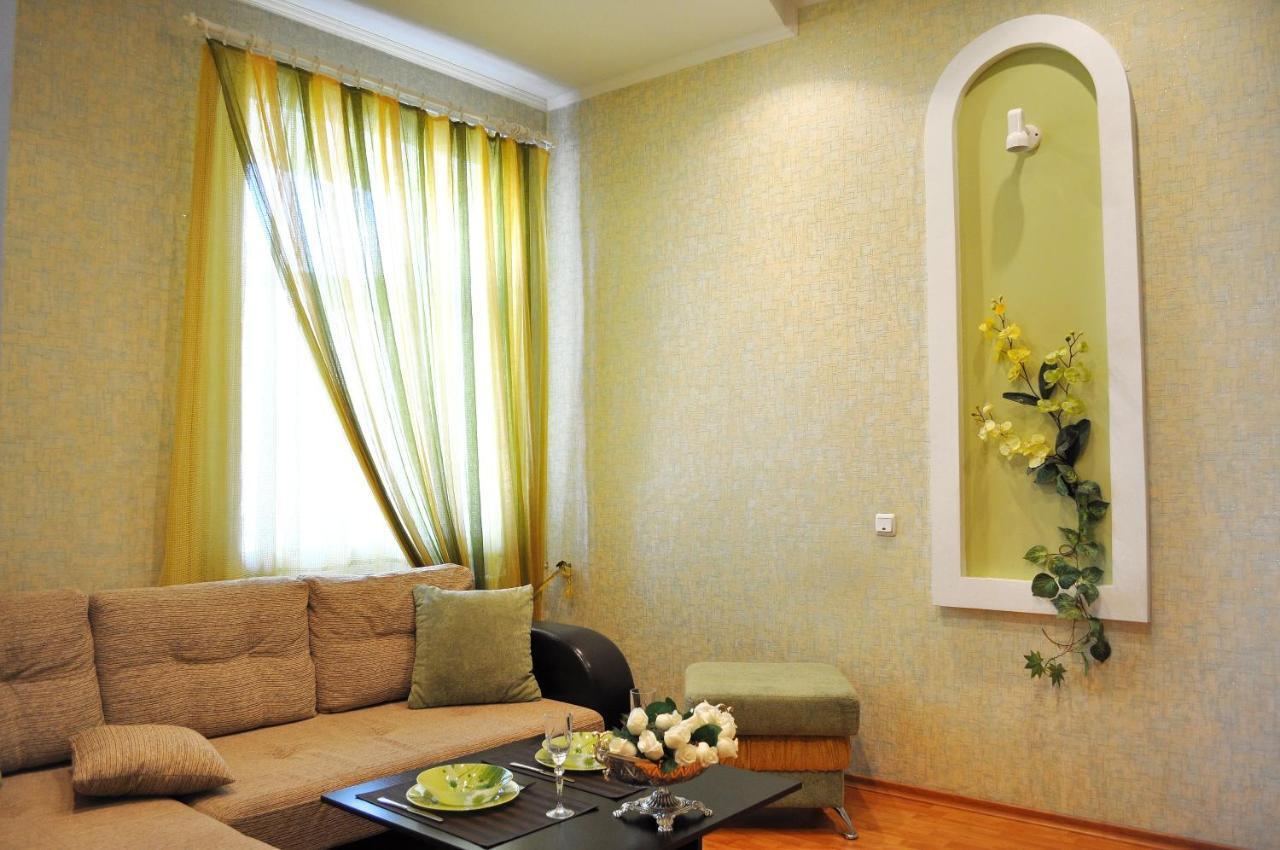Apartment On Karbyshewa 1 Grodno Exterior foto